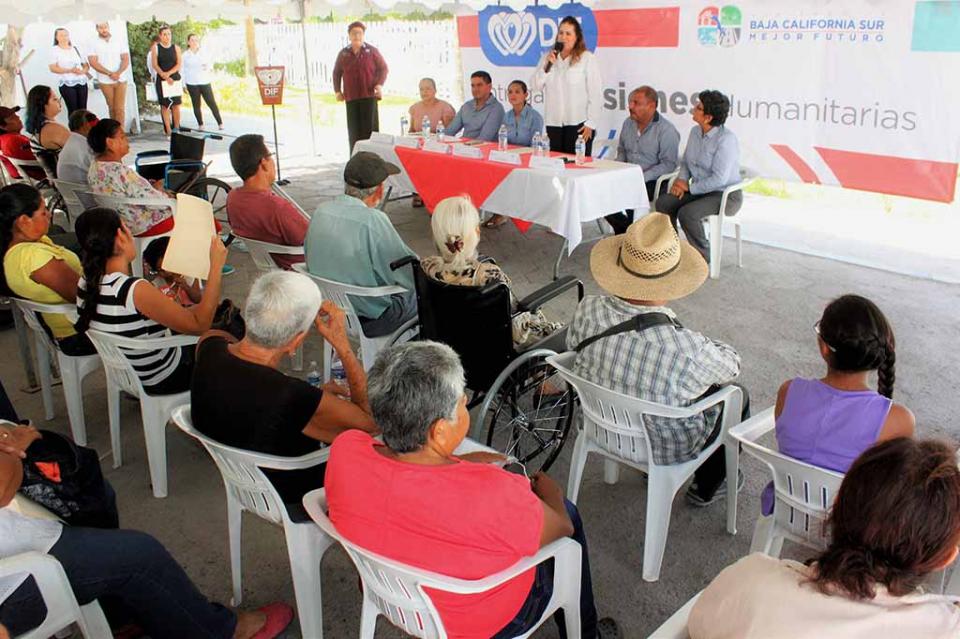 Continúa la entrega de pensiones humanitarias a población vulnerable Continúa la entrega de pensiones humanitarias a población vulnerable