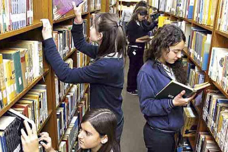 Realiza Instituto de Cultura El Taller “Luciérnagas Literarias” Realiza Instituto de Cultura El Taller “Luciérnagas Literarias”