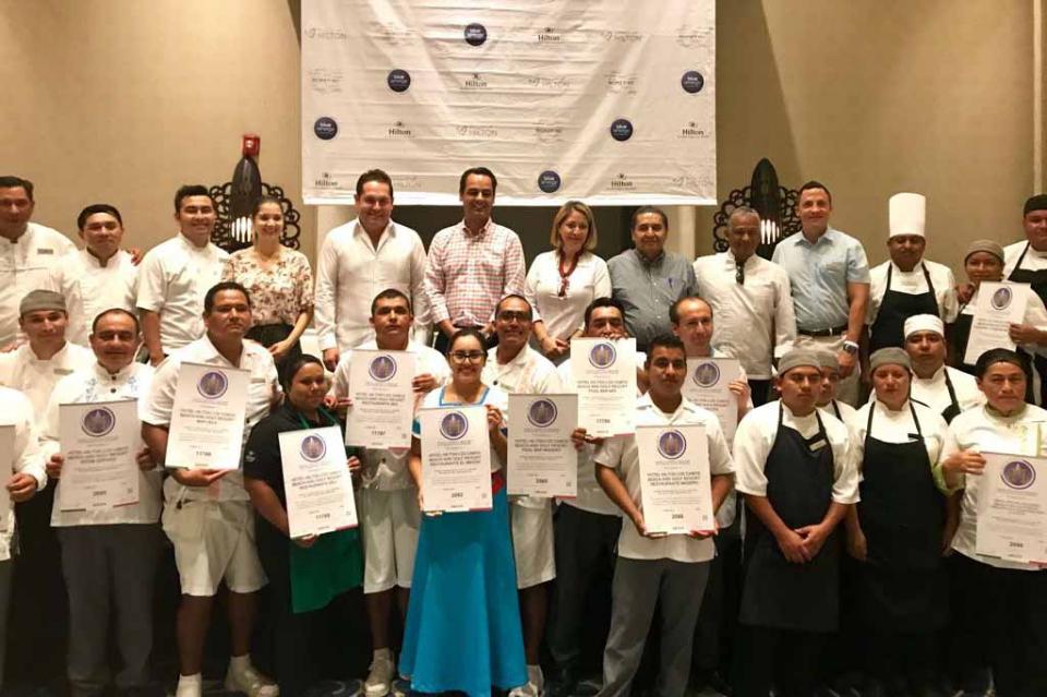 Entrega SETUES “Distintivo H” a Hotel en Los Cabos Entrega SETUES “Distintivo H” a Hotel en Los Cabos