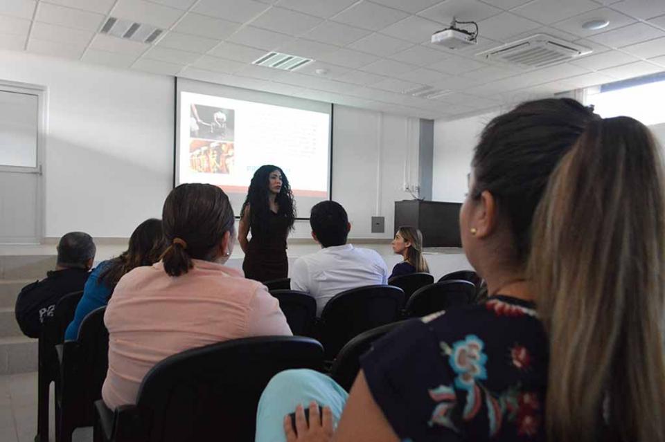 Policía Cibernética concientiza a jóvenes en uso responsable de medios digitales Policía Cibernética concientiza a jóvenes en uso responsable de medios digitales