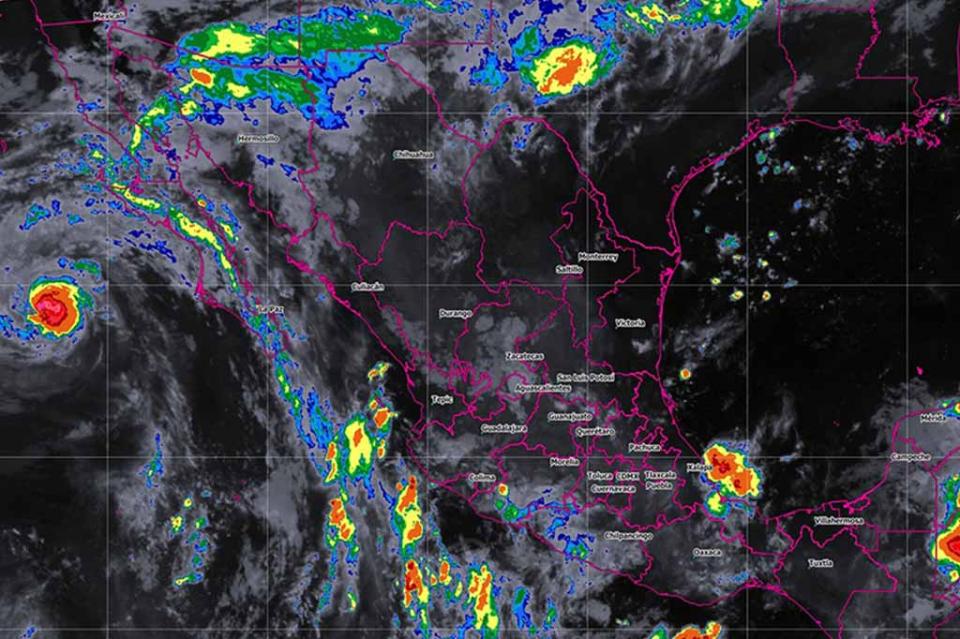 Huracán John se degrado a tormenta tropical Huracán John se degrado a tormenta tropical