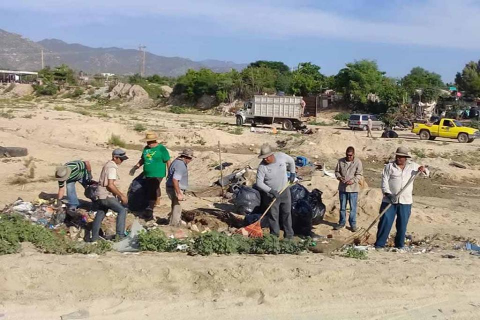 Realiza ecología municipal, jornada de limpieza en vado de Santa Rosa Realiza ecología municipal, jornada de limpieza en vado de Santa Rosa