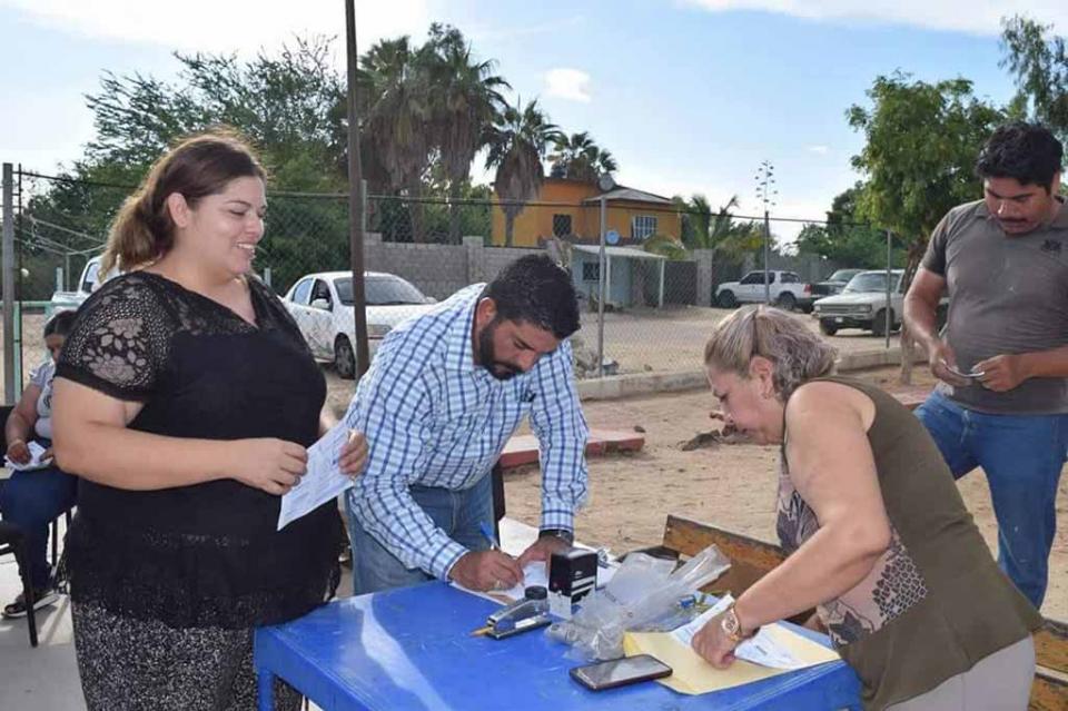 Realiza SAPA La Paz jornada de regularización en Melitón Albáñez Realiza SAPA La Paz jornada de regularización en Melitón Albáñez