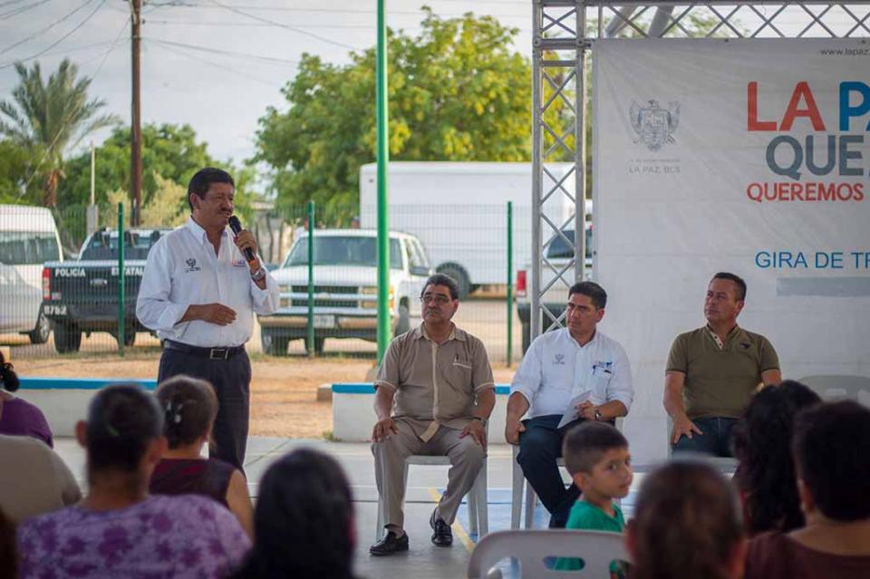 Entrega Alcalde de La Paz parque en la comunidad de Juan Domínguez Cota Entrega Alcalde de La Paz parque en la comunidad de Juan Domínguez Cota