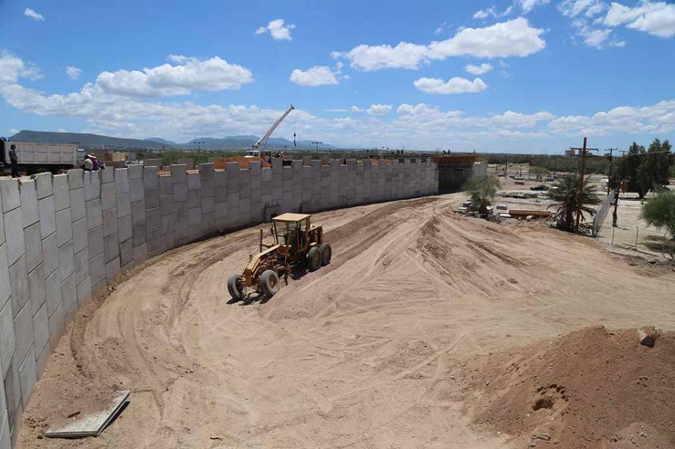 Avanza construcción del puente Cola de Ballena Avanza construcción del puente Cola de Ballena