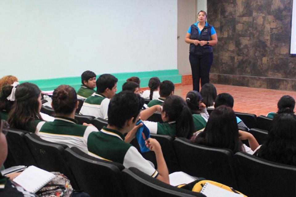 Sensibiliza salud a estudiantes de nivel medio superior sobre prevención del embarazo Sensibiliza salud a estudiantes de nivel medio superior sobre prevención del embarazo