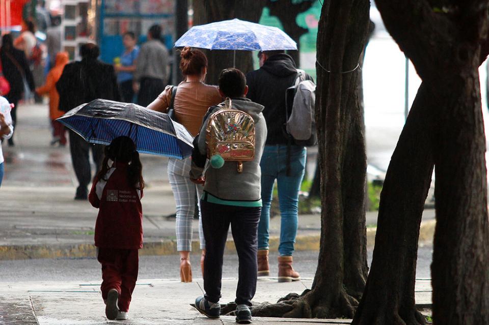 Se mantiene ambiente lluvioso en la mayor parte del país Se mantiene ambiente lluvioso en la mayor parte del país