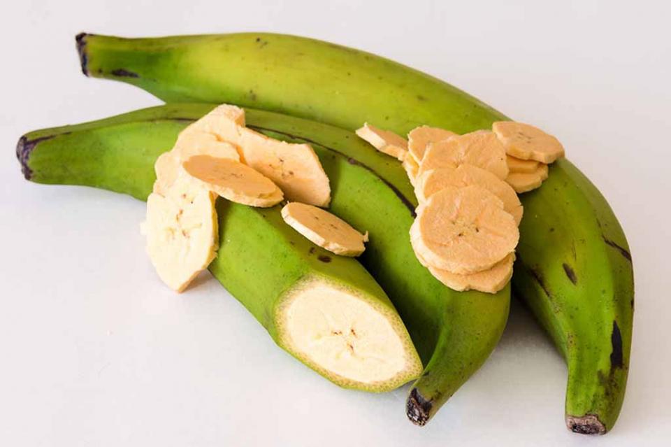 Cuban Cuisine: Green Plantian Banana Chips Científicos mexicanos utilizan plátano verde contra cáncer de colon