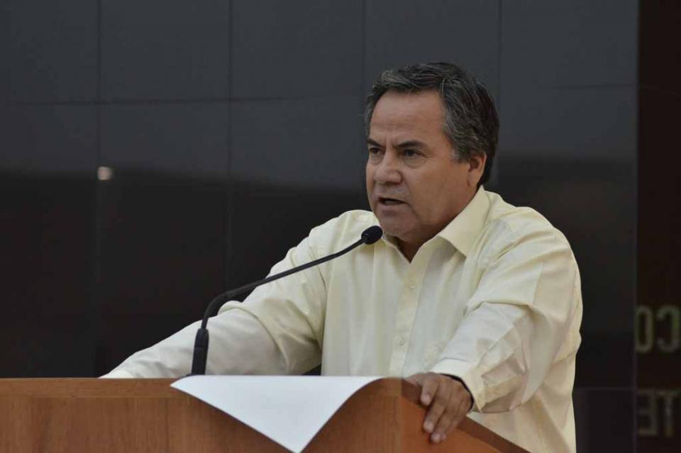 Condena Presidente del Congreso del Estado el incremento a las tarifas de Energía Eléctrica Condena Presidente del Congreso del Estado el incremento a las tarifas de Energía Eléctrica