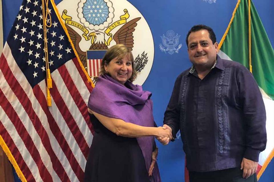 Se reúnen gobernador y cónsul general de los Estados Unidos en Tijuana Se reúnen gobernador y cónsul general de los Estados Unidos en Tijuana