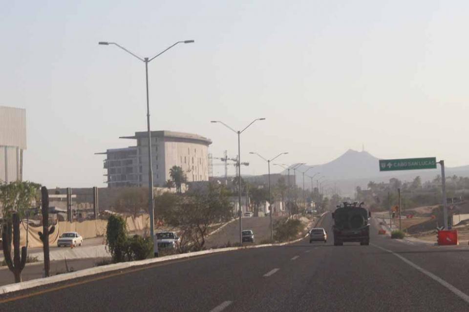 Pésima imagen e inseguridad vial por falta de alumbrado público en el Corredor Turístico: Ingenieros Pésima imagen e inseguridad vial por falta de alumbrado público en el Corredor Turístico: Ingenieros