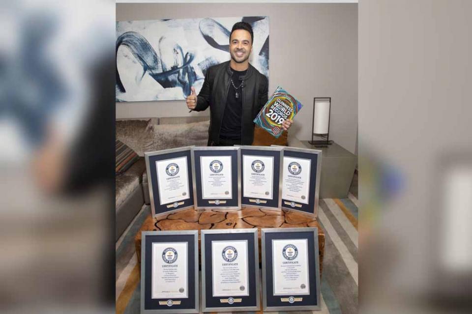 fonsi Luis Fonsi recibe siete títulos de récord Guinnes por “Despacito”