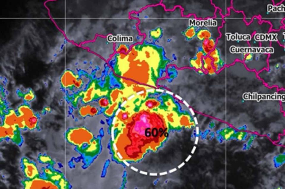 Zona de baja presión frente a las costas de Michoacán y Guerrero Zona de baja presión frente a las costas de Michoacán y Guerrero