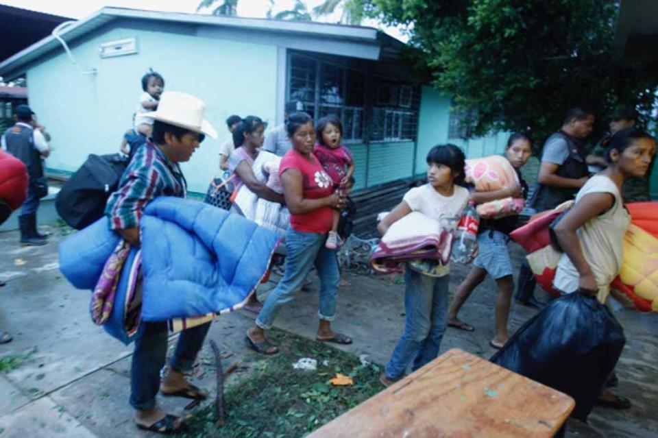 willadaños Habitantes de Escuinapa viven la noche más larga de sus vidas por Willa