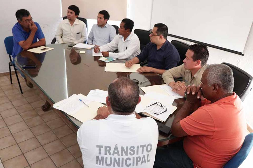 Programa de bacheo dará inicio en la delegación de Cabo San Lucas Programa de bacheo dará inicio en la delegación de Cabo San Lucas