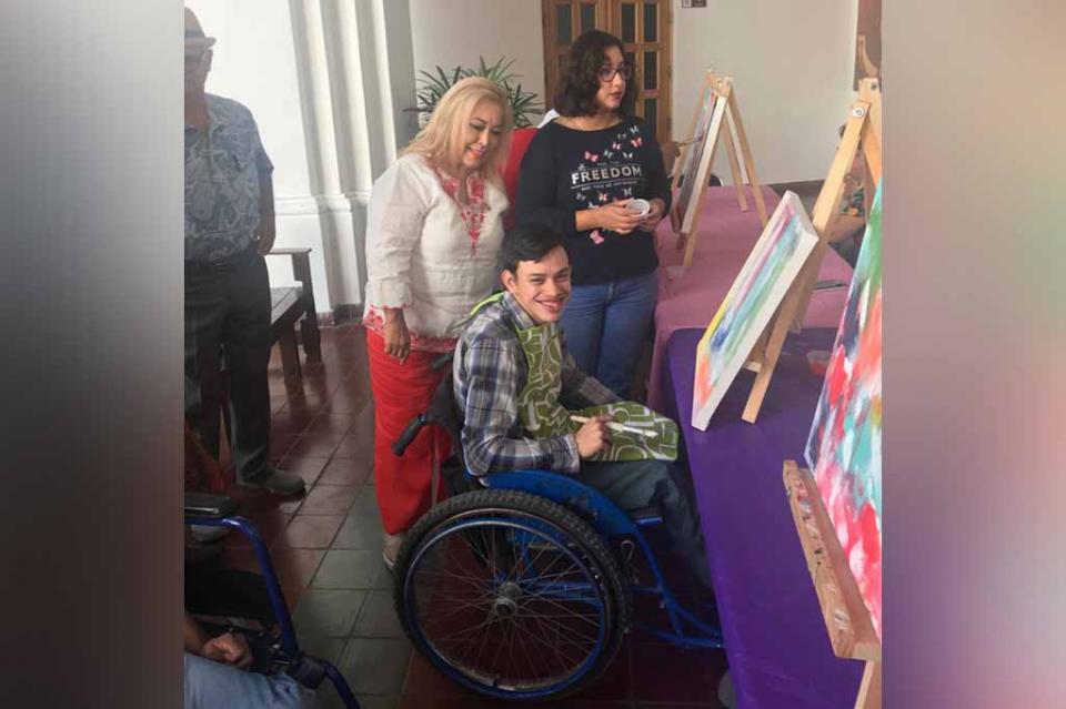 “Soy una aliada permanente de los grupos vulnerables de BCS”: Diputada Anita Beltrán Peralta “Soy una aliada permanente de los grupos vulnerables de BCS”: Diputada Anita Beltrán Peralta