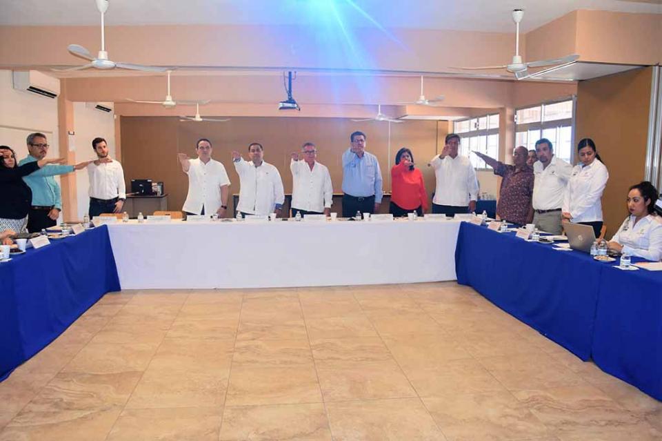 Integra el ICATEBCS el Comité de Vinculación entre los sectores público y privado Integra el ICATEBCS el Comité de Vinculación entre los sectores público y privado