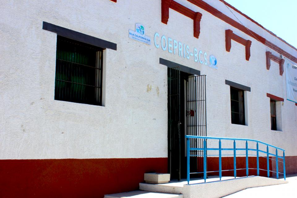 Federación reconoce a COEPRIS BCS por su trabajo de farmacovigilancia Federación reconoce a COEPRIS BCS por su trabajo de farmacovigilancia