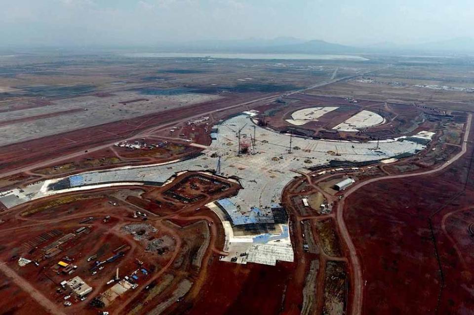 aeropuerto Peso cierra semana a la baja por cancelación de aeropuerto en Texcoco