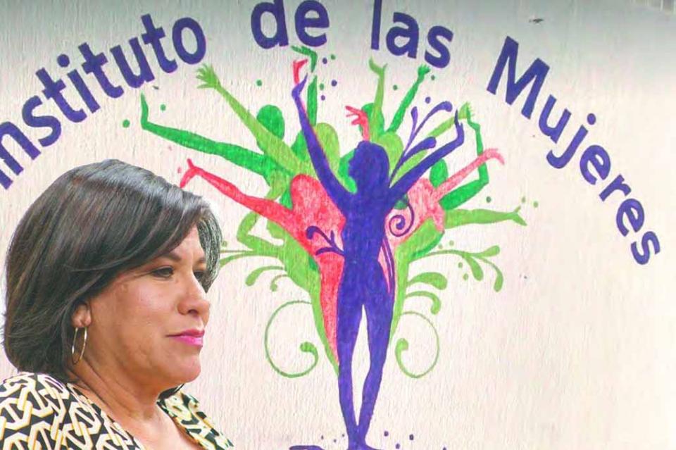 Protege el IMMLC a 24 mujeres víctimas de violencia: Lorena Cortés Protege el IMMLC a 24 mujeres víctimas de violencia: Lorena Cortés