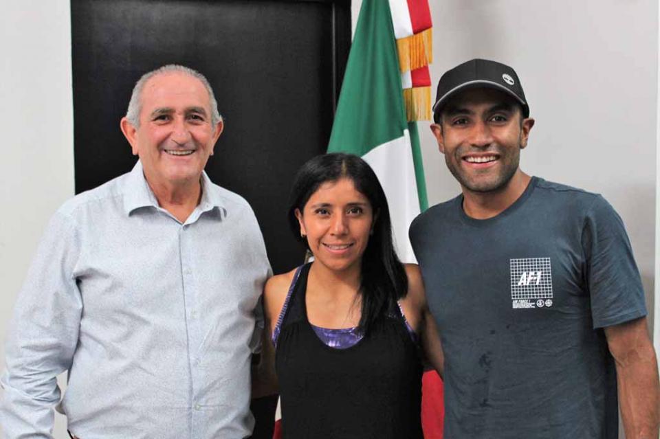maratonloreto Con la participación de conocidas personalidades, este domingo se realiza el Medio Maratón Loreto