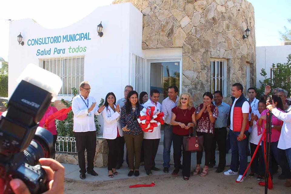Atención a la salud hasta la comunidad más alejada del municipio: Adán Monroy Atención a la salud hasta la comunidad más alejada del municipio: Adán Monroy
