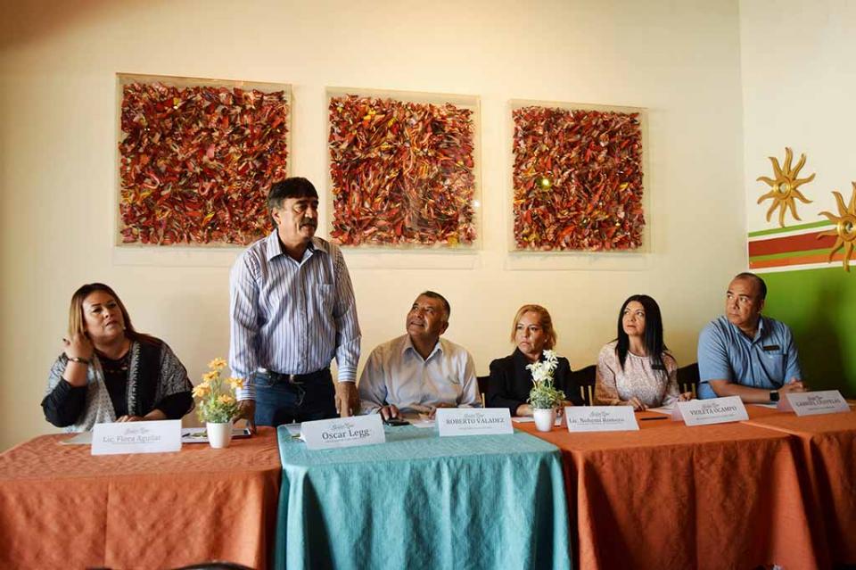 Golden Zone y Gobierno Municipal invitan a participar en la campaña “Golden Toys” Golden Zone y Gobierno Municipal invitan a participar en la campaña “Golden Toys”