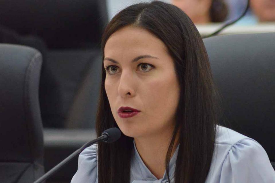 “No existe en BCS una política clara en materia hidráulica”: Dip: Milena Quiroga Romero “No existe en BCS una política clara en materia hidráulica”: Dip: Milena Quiroga Romero