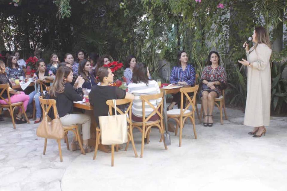 Reconoce SEDIF el trabajo del voluntariado de la institución Reconoce SEDIF el trabajo del voluntariado de la institución
