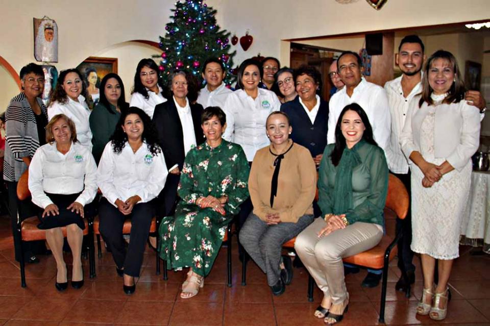 SEDIF agradece a colaboradores del albergue asistencia social SEDIF agradece a colaboradores del albergue asistencia social