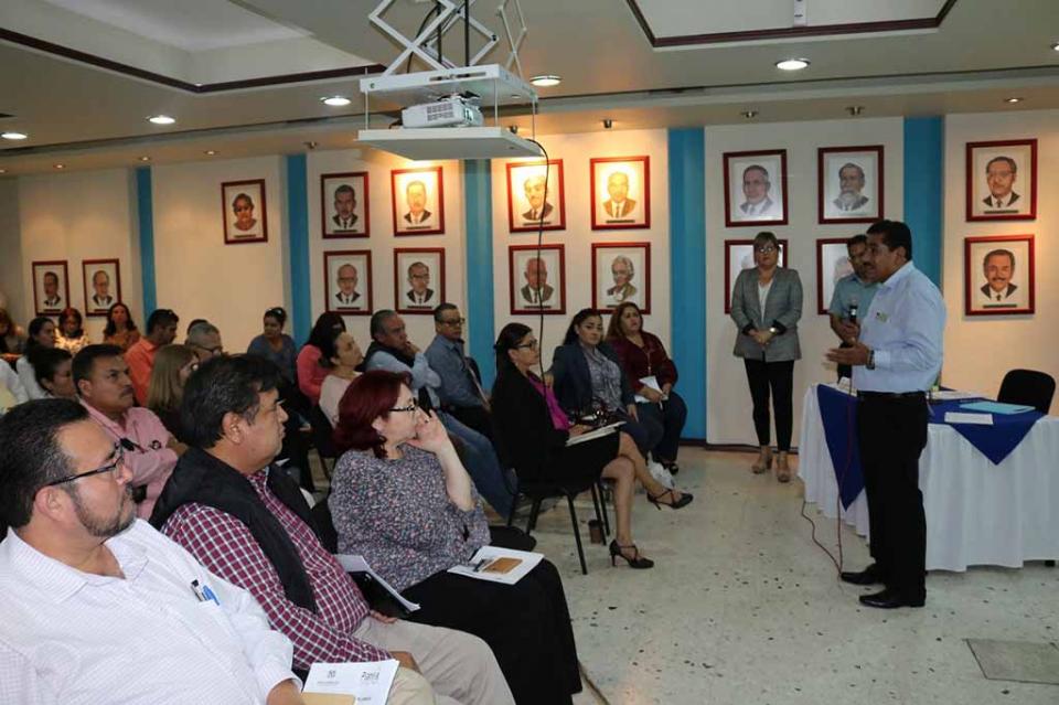Avanza BCS en lenguaje y comunicación en PLANEA 2018: SEP Avanza BCS en lenguaje y comunicación en PLANEA 2018: SEP