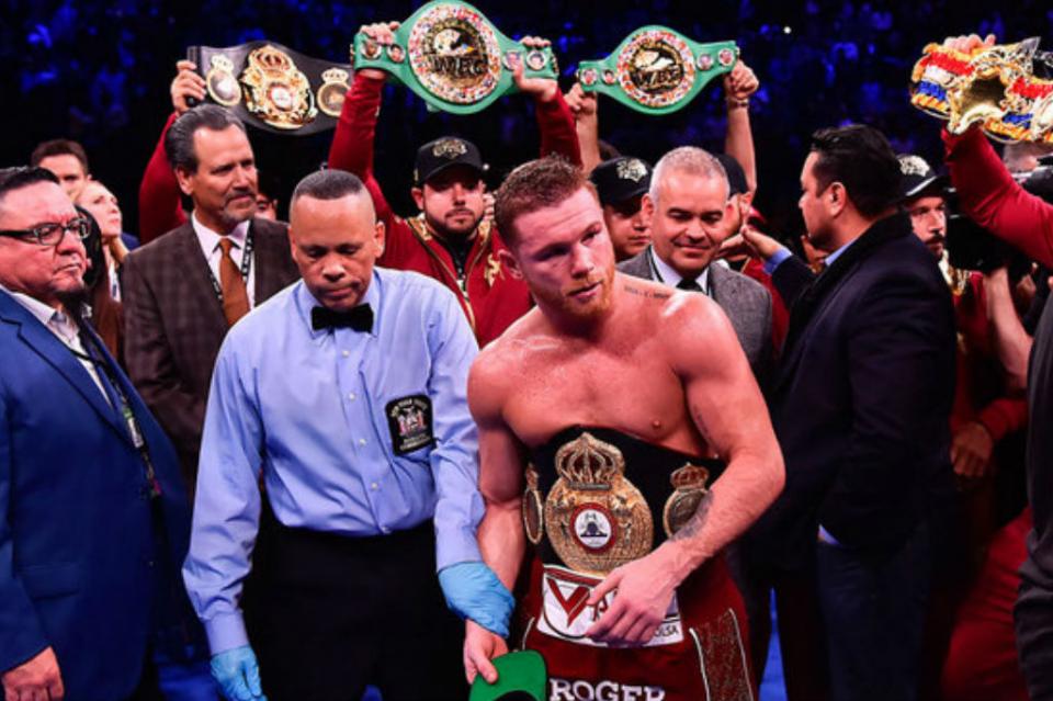 canelo2 "Canelo" noquea en Nueva York y logra tricampeonato