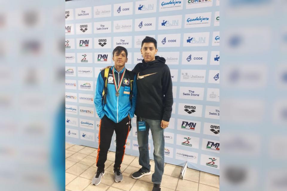 nadadores2 Ismael Estrada logra medalla de plata en Nacional de Natación