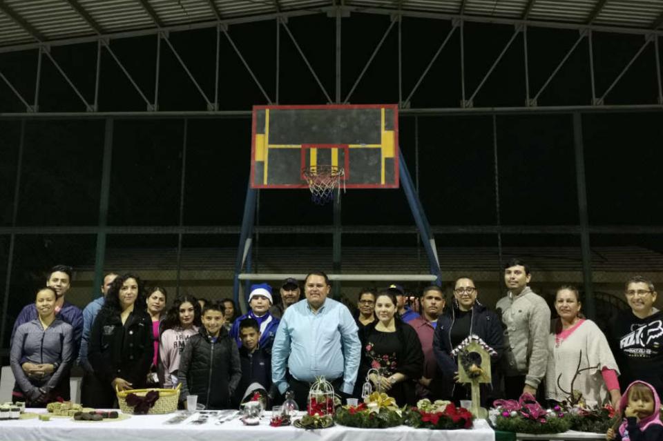 noche2 Disfrutan familias de La Ribera Noche Bohemia bajo la luna llena