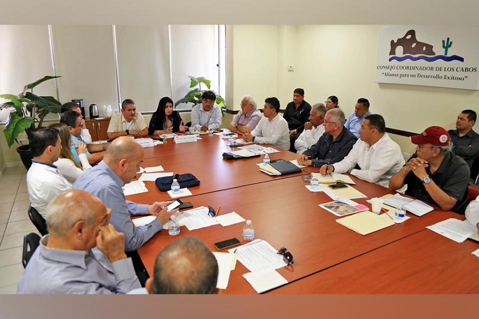 Gobierno de Los Cabos y CCC juntos por la regularización de El Médano Gobierno de Los Cabos y CCC juntos por la regularización de El Médano