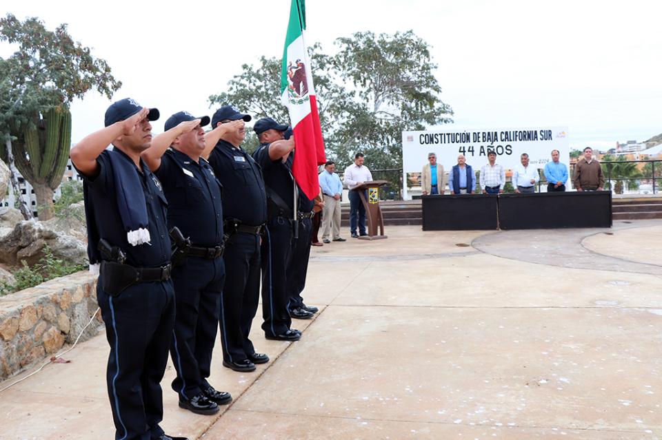La delegación de Cabo San Lucas conmemoró el 44 Aniversario de la Constitución de Baja California Sur La delegación de Cabo San Lucas conmemoró el 44 Aniversario de la Constitución de Baja California Sur