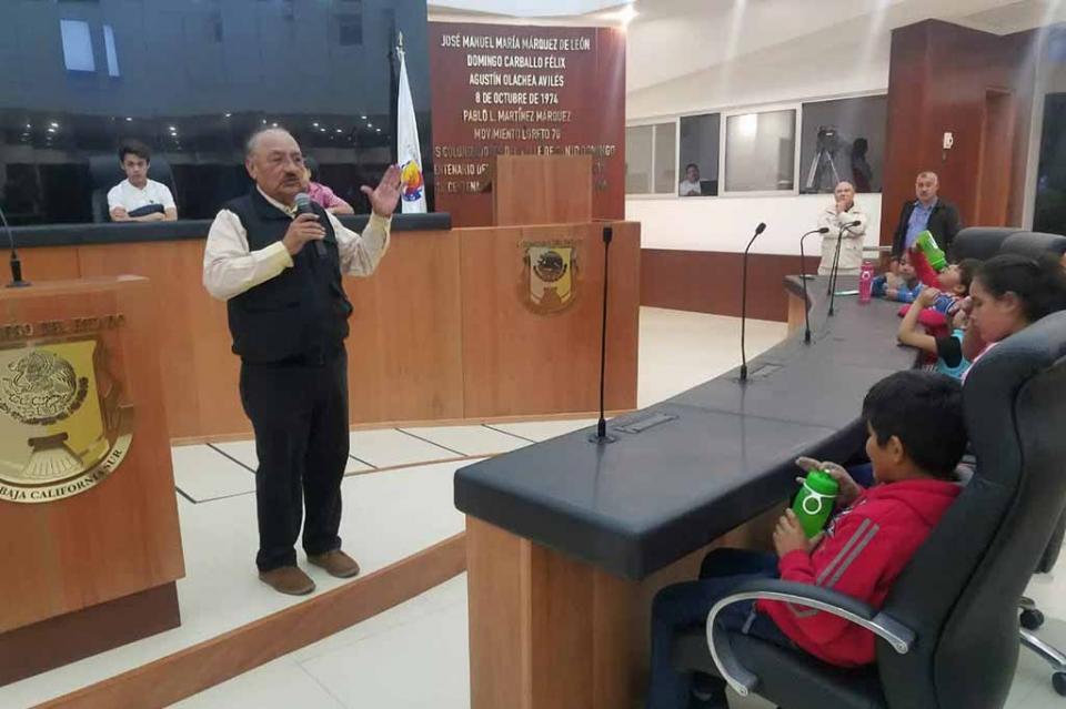 Asisten al Congreso del Estado quienes viven en la Ciudad de los Niños y Niñas Asisten al Congreso del Estado quienes viven en la Ciudad de los Niños y Niñas
