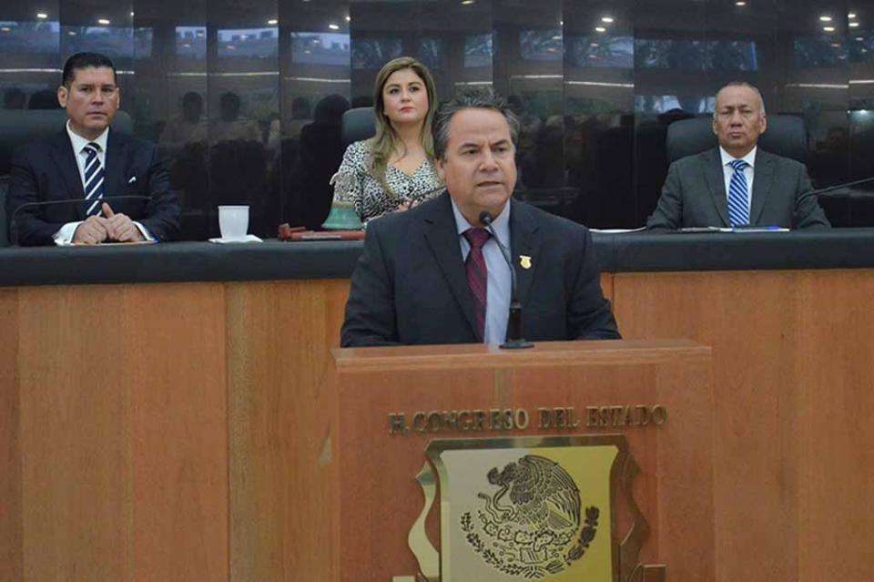 Al amparo de la Constitución del Estado, los sudcalifornianos hemos logrado importantes transformaciones”: Diputado Ramiro Ruiz Flores Al amparo de la Constitución del Estado, los sudcalifornianos hemos logrado importantes transformaciones”: Diputado Ramiro Ruiz Flores