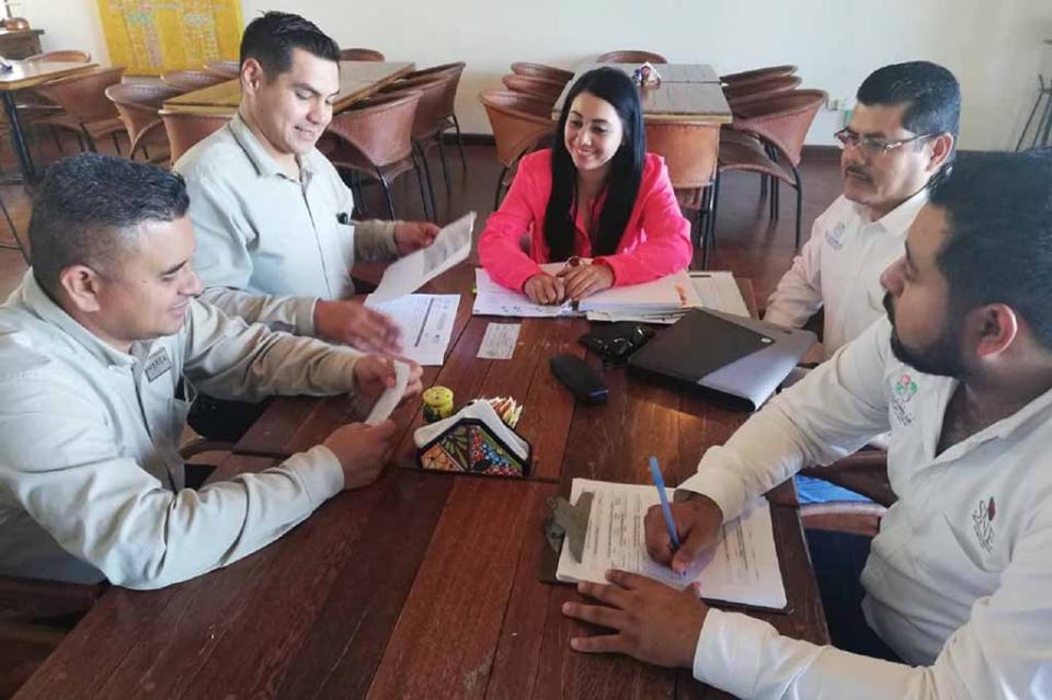 Busca gobierno del estado fortalecer a las empresas en beneficio de los trabajadores Busca gobierno del estado fortalecer a las empresas en beneficio de los trabajadores