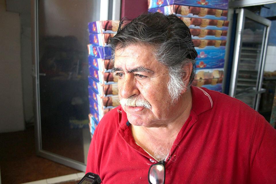 Ángel Cisneros: 60 años de tradición de roscas en Los Cabos Ángel Cisneros: 60 años de tradición de roscas en Los Cabos