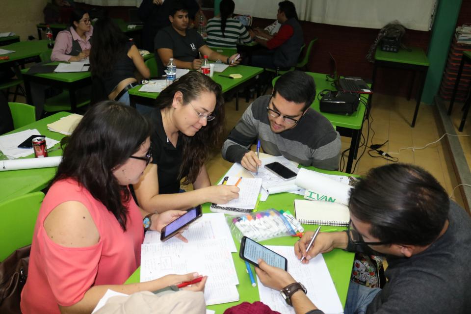 Capacita SEP maestros de inglés para mejorar atención de más de 80 mil alumnos de BCS Capacita SEP maestros de inglés para mejorar atención de más de 80 mil alumnos de BCS