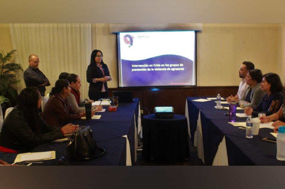 Trabaja Salud en materia de prevención de la violencia intrafamiliar Trabaja Salud en materia de prevención de la violencia intrafamiliar