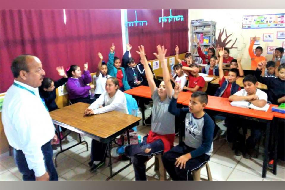 Salud difunde medidas de saneamiento básico en alumnos de primaria Salud difunde medidas de saneamiento básico en alumnos de primaria