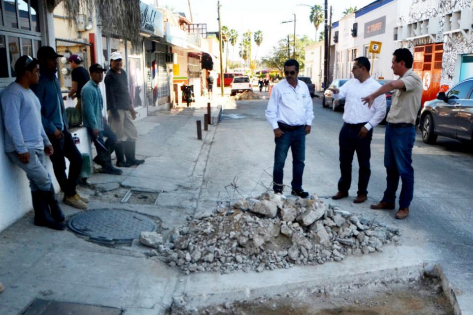 ccc2 Tocó a la Asociación de Hoteles de Los Cabos apoyar en bacheo