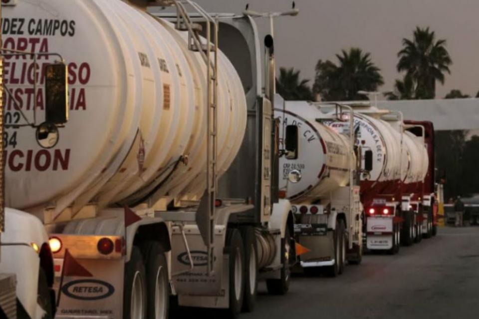 desabasto2 Gobierno federal trabaja para normalizar distribución de combustibles