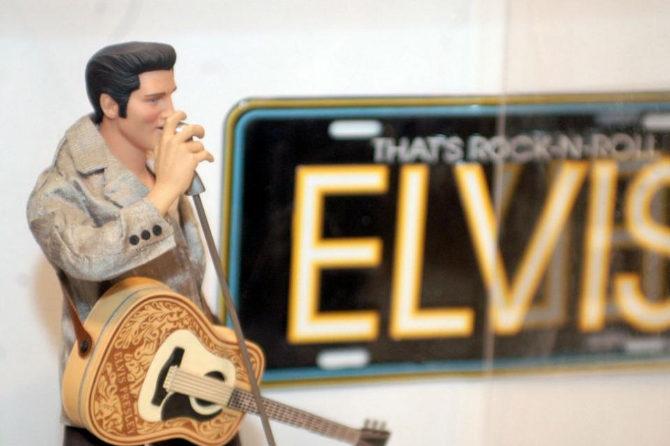 elvis Elvis Presley ídolo, galán, coleccionista, amante de animales y karateca