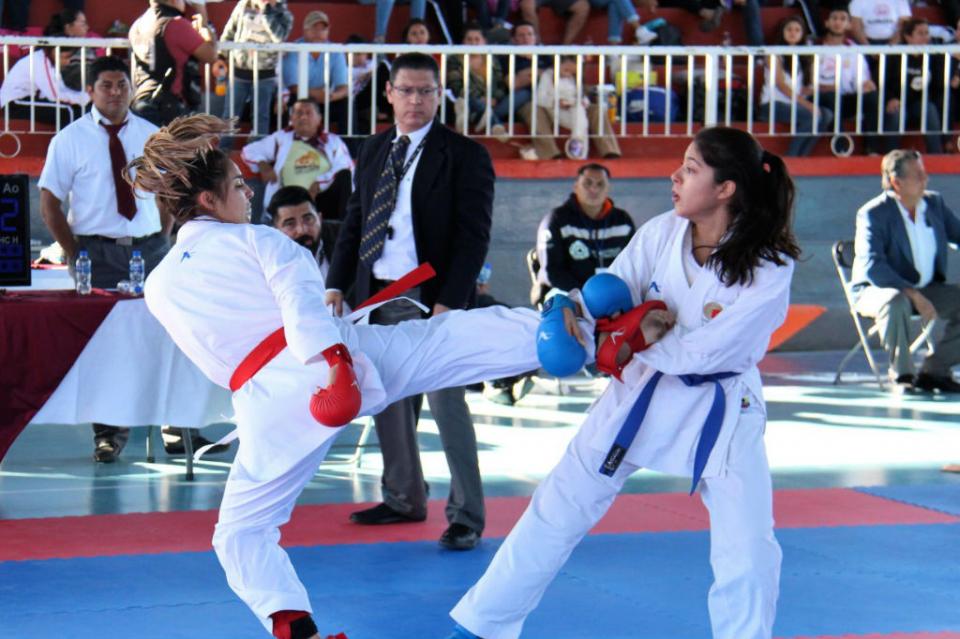 karate2 Definidos los campeones estatales de karate