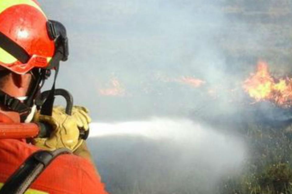 quema2 Pérdidas totales por incendio de dos casas habitación en CSL