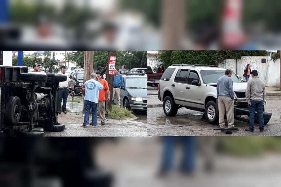volcadura Choque y volcadura por pavimento mojado en La Paz