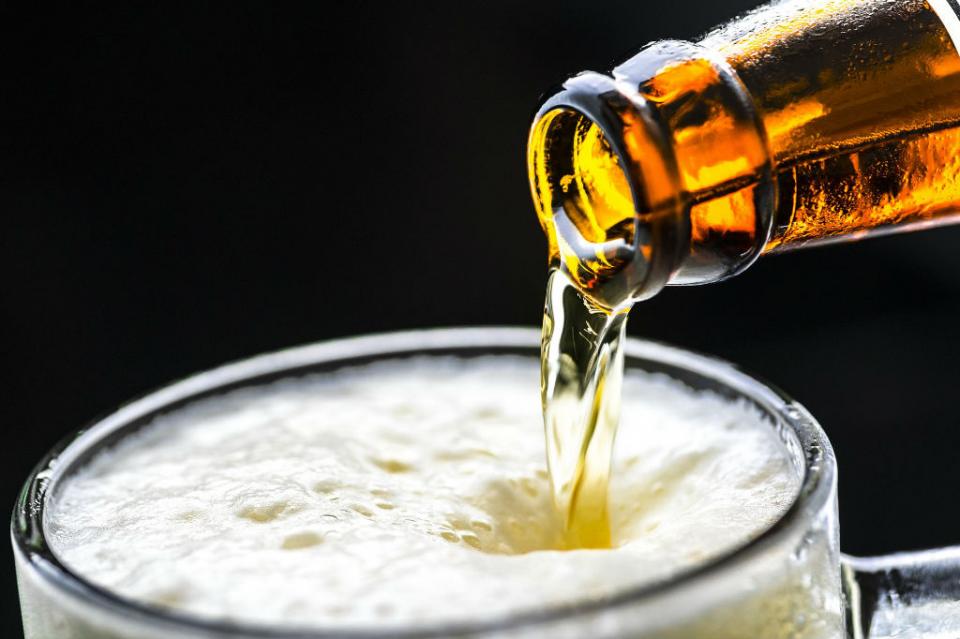 cerveza2 Buscan alternativas médicas en residuos de elaboración de cerveza